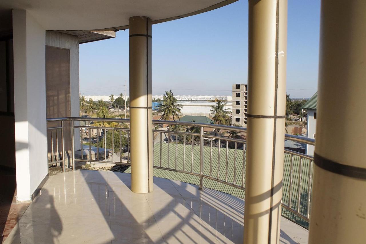 Hotreef Airport Hotel Dar es Salaam Ngoại thất bức ảnh
