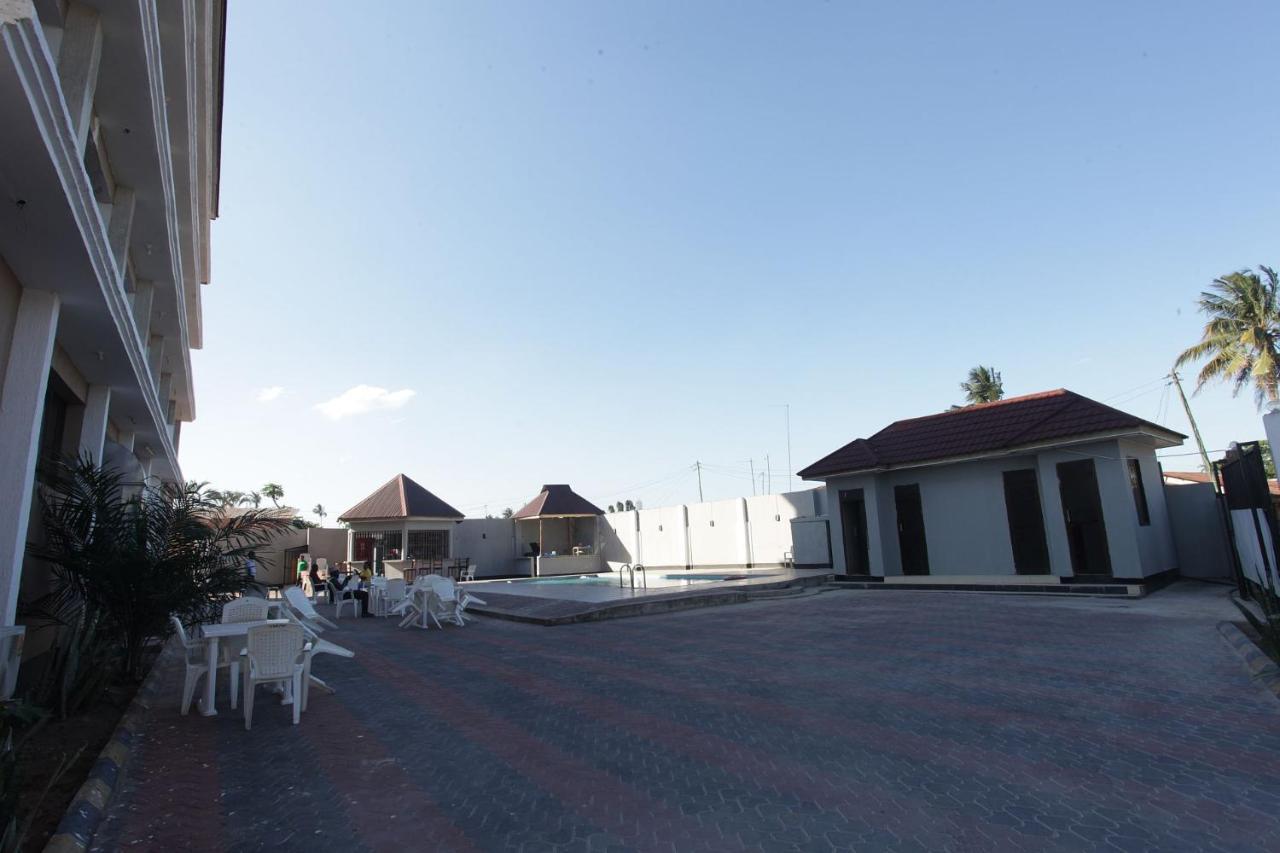 Hotreef Airport Hotel Dar es Salaam Ngoại thất bức ảnh