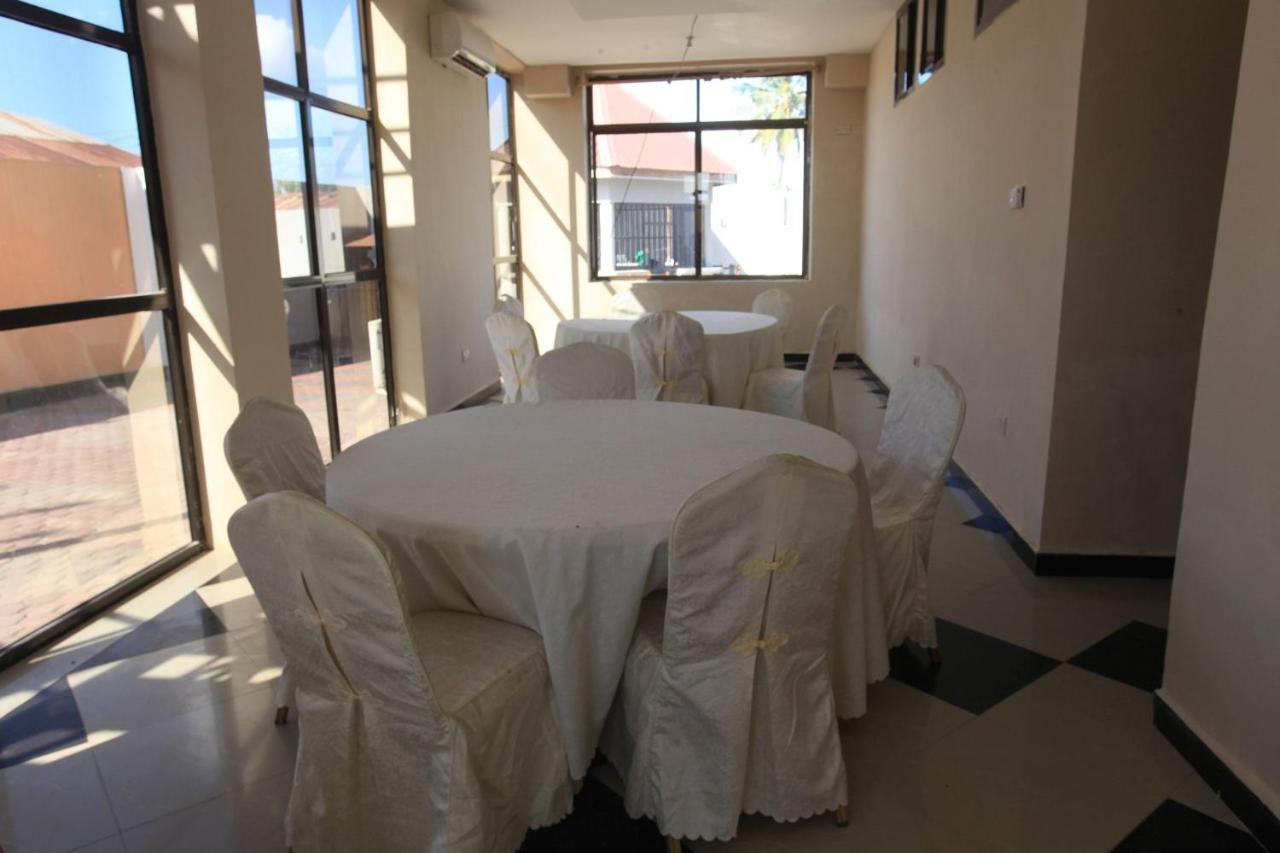 Hotreef Airport Hotel Dar es Salaam Ngoại thất bức ảnh