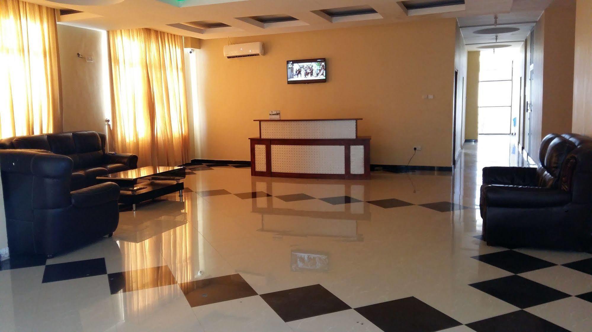 Hotreef Airport Hotel Dar es Salaam Ngoại thất bức ảnh