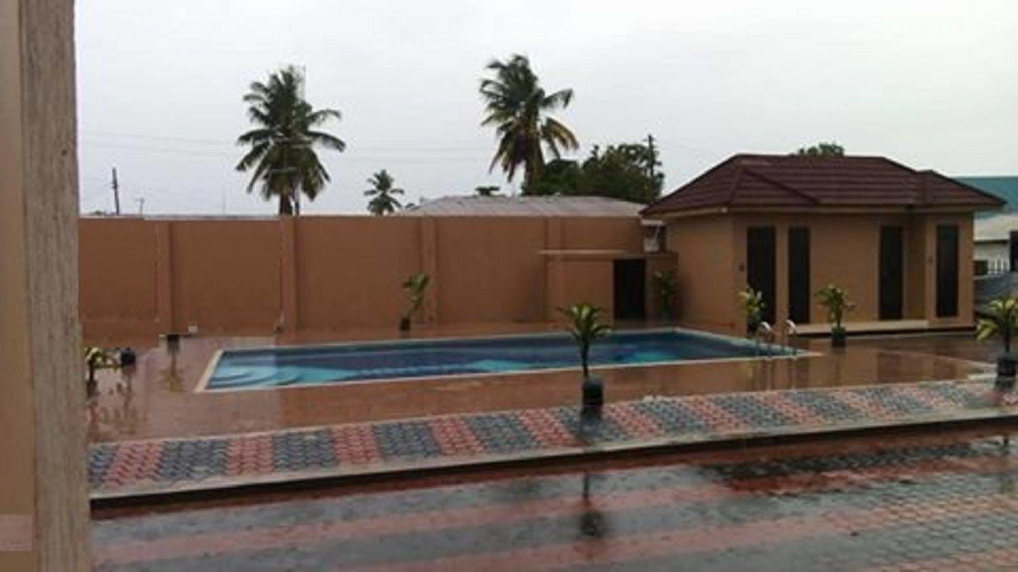 Hotreef Airport Hotel Dar es Salaam Ngoại thất bức ảnh